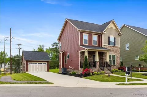 12276 Manor Crossing Dr, Glen Allen, VA 23059