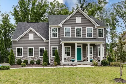 8401 Cobblecreek Rd, Midlothian, VA 23112