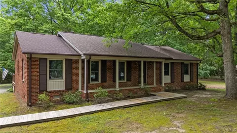 8601 Beaver Bridge Rd, Moseley, VA 23120
