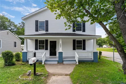609 Brunswick Ave, Emporia, VA 23847