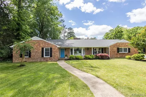 512 Central Ter, Hopewell, VA 23860