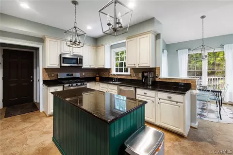 15467 Foxvale Way, Midlothian, VA 23112 photo 11