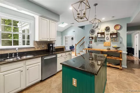15467 Foxvale Way, Midlothian, VA 23112 photo 9
