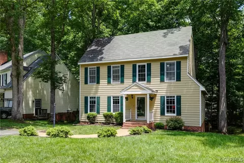 5615 Chatmoss Rd, Midlothian, VA 23112