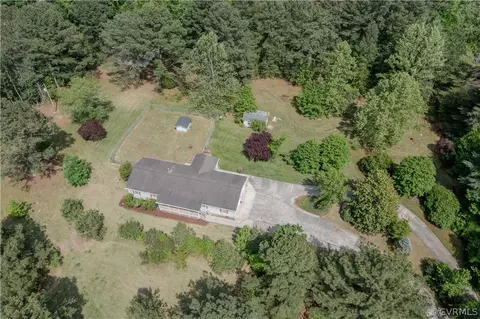 14825 Alden Rd, Disputanta, VA 23842