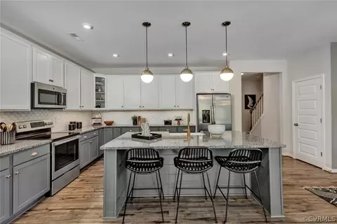 10848 Farmstead Mill Ln, Glen Allen, VA 23059