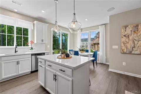 8651 Underhill Dr, Glen Allen, VA 23060