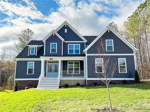 4118 Tuckmar Pond Dr, Moseley, VA 23120