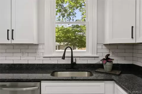 4411 Victoria Blvd, Hampton, VA 23669 photo 19