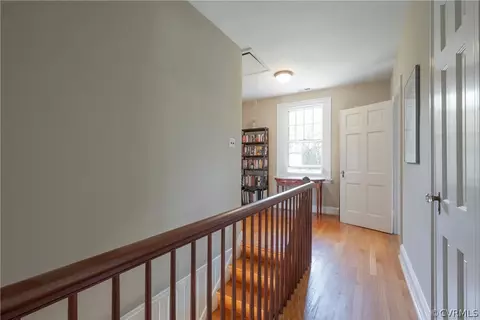 Entry Way - 1237 Warren Ave, Richmond, VA 23227 photo 6 of 7