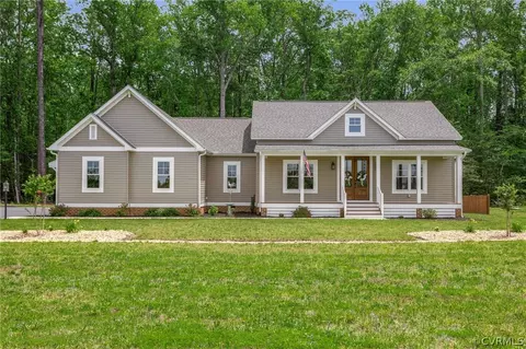 15155 Loving Union Rd, Disputanta, VA 23842