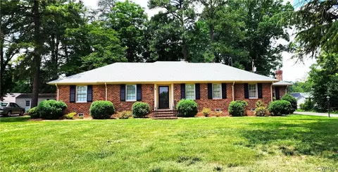 8204 Brookfield Rd, Richmond, VA 23227