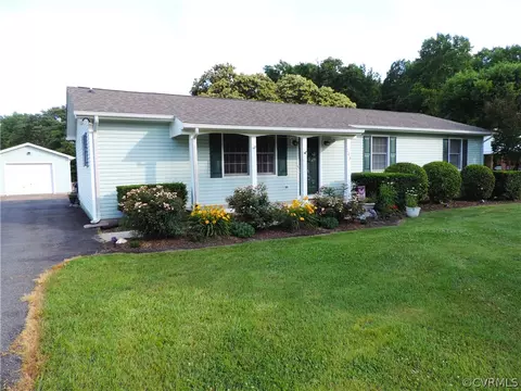 103 Monroe St, Montross, VA 22520