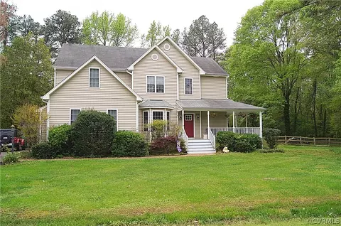 309 W Francis St, Ashland, VA 23005