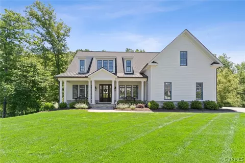 16213 Fleetwood Rd, Midlothian, VA 23112