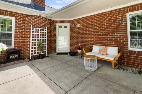 1428 Patriot Cir, Glen Allen, VA 23059