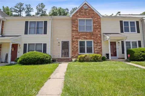 15214 Broadwater Ct, Chester, VA 23831