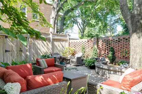 Exterior - 2303 Floyd Ave, Richmond, VA 23220 photo 11 of 13