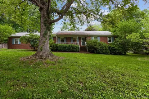 8910 Henson Rd, North Chesterfield, VA 23236