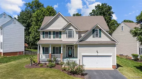 1312 Hawkins Wood Cir, Midlothian, VA 23114