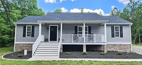 337 Shady Ln, Dunnsville, VA 22454