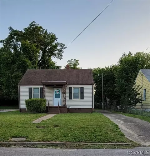 1202 Hilton Pl, Petersburg, VA 23803