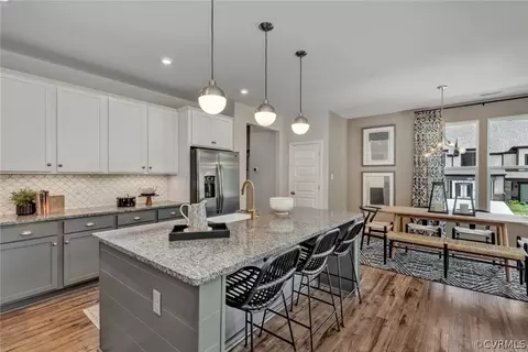4244 Lind Ln, Midlothian, VA 23112