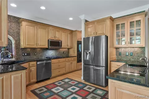Kitchen - 1948 Regiment Ter, Midlothian, VA 23113 photo 2 of 5