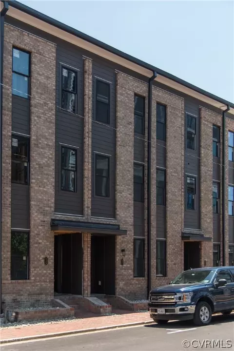 421 W 7th St, Richmond, VA 23224