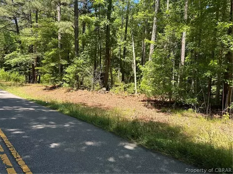 9088 Indian Rd, Gloucester, VA 23061 photo 6