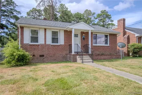 507 Walnut Ave, Colonial Heights, VA 23834