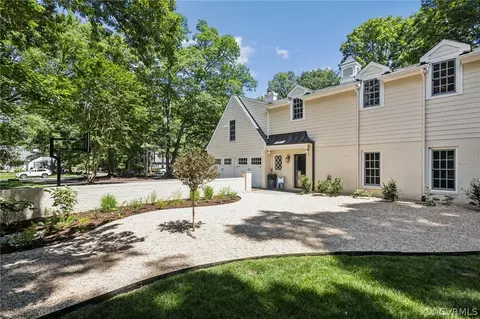Exterior - 2610 Kentford Rd, Midlothian, VA 23113 photo 5 of 9