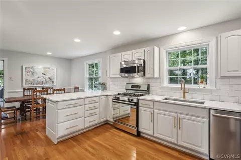 Kitchen - 2610 Kentford Rd, Midlothian, VA 23113 photo 3 of 3