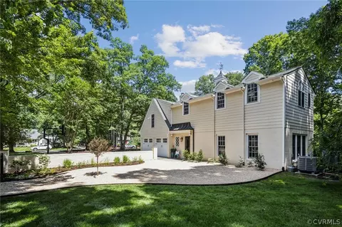Exterior - 2610 Kentford Rd, Midlothian, VA 23113 photo 6 of 9