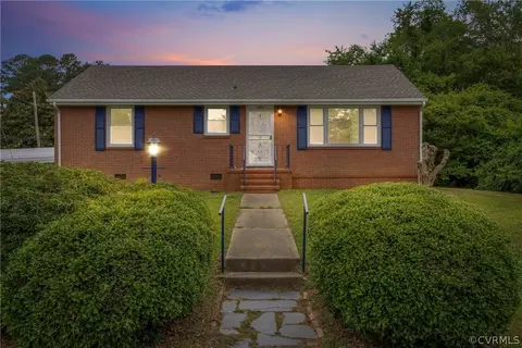 942 Laurel Rd, Petersburg, VA 23805