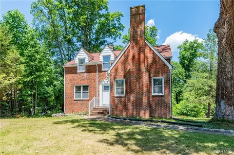 3400 Osborne Rd, Chester, VA 23831