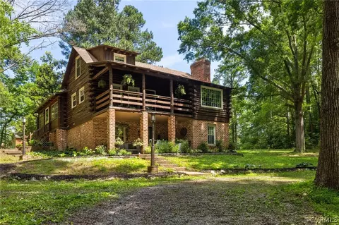 8353 Beatties Mill Rd, Mechanicsville, VA 23111