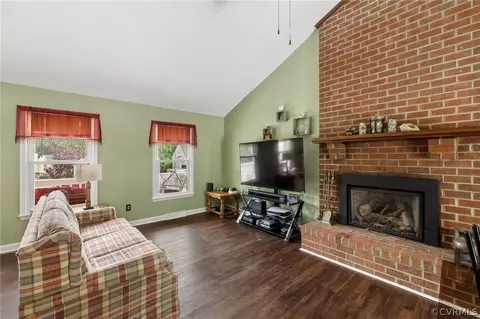 12306 Beaver Point Dr, Midlothian, VA 23112 photo 5