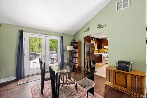 12306 Beaver Point Dr, Midlothian, VA 23112 photo 7