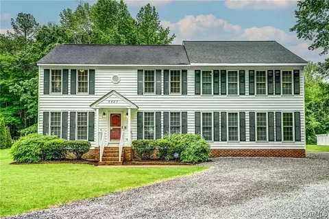 5437 Roxbury Rd, Providence Forge, VA 23140