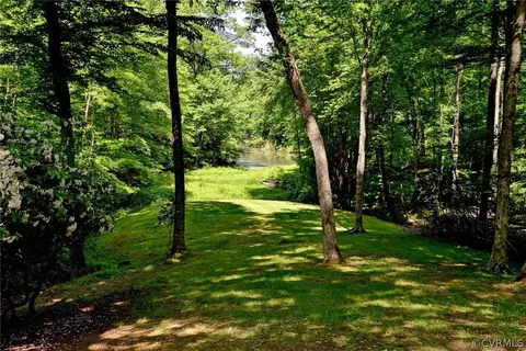 109 Sheriffs Pl, Williamsburg, VA 23185