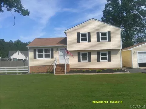 209 Cottonwood Ln, Prince George, VA 23875
