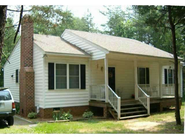 47 Willow Brook Rd, Bumpass, VA 23024 photo 1