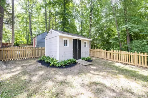 Exterior - 14403 Deer Meadow Dr, Midlothian, VA 23112 photo 7 of 9