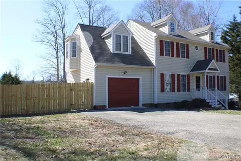 12013 Beaver Spring Pl, Midlothian, VA 23112