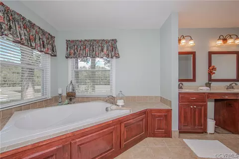 19660 Templeton Rd, Carson, VA 23830 photo 27