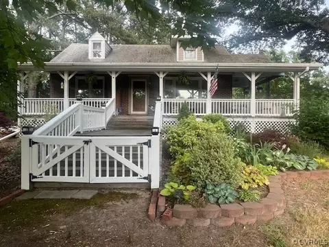 418 N Agnew, Burkeville, VA 23922