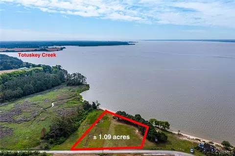 500 Accakeek Rd, Warsaw, VA 24572