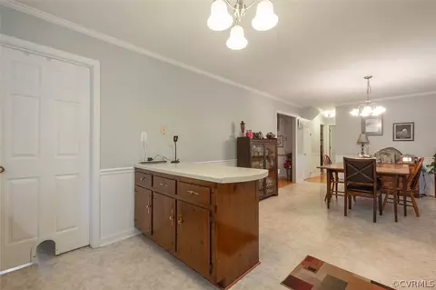 Dining - 2734 Sutherland Rd, Sutherland, VA 23885 photo 3 of 3