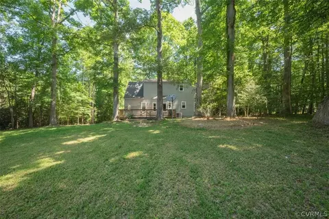 Exterior - 2734 Sutherland Rd, Sutherland, VA 23885 photo 5 of 8